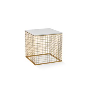 Plinth - Gold Wire 600 x 600